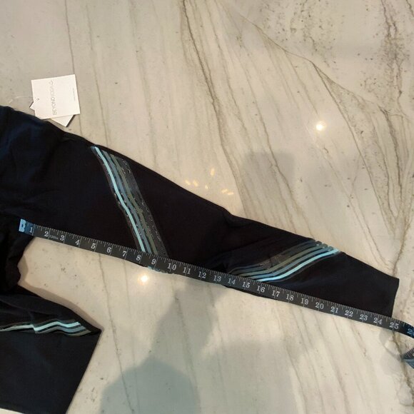 NWT Beyond Yoga Blue and Green Striped High Waist Yoga Leggings 💚 🩵 - Picture 4 of 13